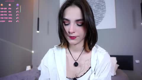 Snapshot of evervessi chatting on November 1, 2025, 4:03 am Anita online show from November 1, 2025, 4:03 am