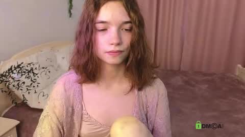 evi_brook online show from October 15, 2025, 1:55 pm