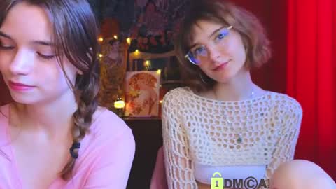 Snapshot of evi_brook chatting on July 4, 2026, 12:22 pm evi_brook online show from July 4, 2026, 12:22 pm