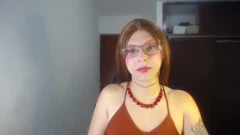 Evi online show from October 9, 2025, 12:58 pm