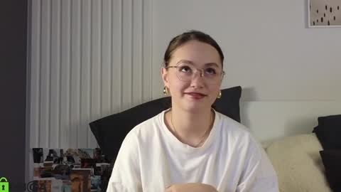 Snapshot of evi_woow chatting on January 26, 2025, 4:30 pm evi_woow online show from January 26, 2025, 4:30 pm