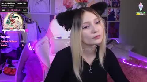Snapshot of evie_rosen chatting on December 20, 2024, 11:26 pm Evie online show from December 20, 2024, 11:26 pm