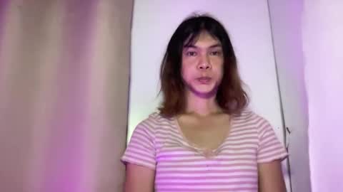 Snapshot of evielyn23 chatting on March 2, 2026, 10:22 am evielyn23 online show from March 2, 2026, 10:22 am