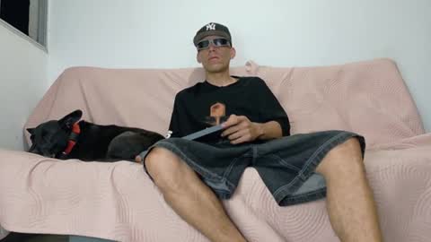 evil_boss1 online show from June 14, 2026, 7:10 am