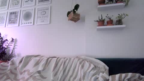Badblondebunny online show from May 6, 2026, 1:03 am