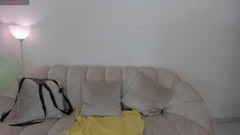 Snapshot of evva_moon69 chatting on February 28, 2025, 12:31 pm Evva online show from February 28, 2025, 12:31 pm