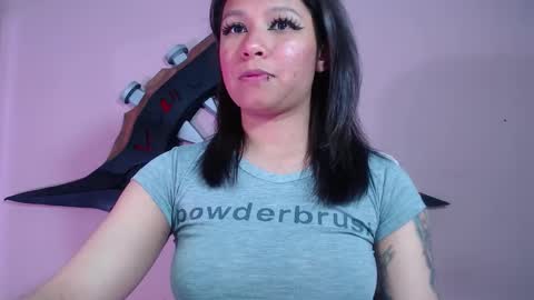 Im Evy online show from November 30, 2025, 12:14 am