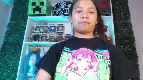 Snapshot of evybubbles_ chatting on May 19, 2026, 6:03 pm Im Evy online show from May 19, 2026, 6:03 pm