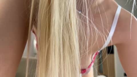 Snapshot of ewagreen chatting on February 6, 2026, 8:45 pm Eva m1racle online show from February 6, 2026, 8:45 pm