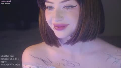 Alyson online show from October 4, 2025, 7:34 pm