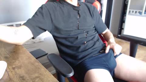 excited222 online show from September 24, 2025, 5:55 am