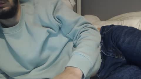 excited222 online show from November 13, 2025, 7:18 am