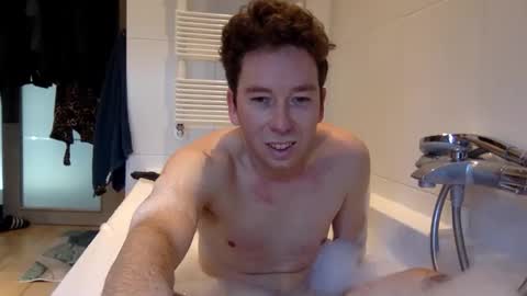 Snapshot of excuteboy chatting on February 26, 2026, 9:19 am Excuteboy online show from February 26, 2026, 9:19 am