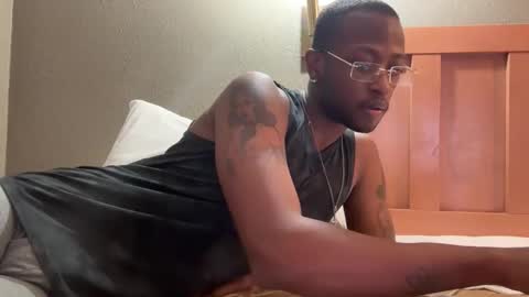 exhibitionvoyeurlive online show from November 9, 2025, 6:01 am