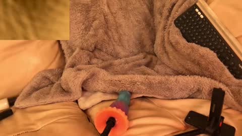 Snapshot of exhibitp chatting on November 5, 2025, 5:35 pm exhibitp online show from November 5, 2025, 5:35 pm