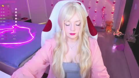 Snapshot of exhoneyangel chatting on March 12, 2025, 9:12 am Amy online show from March 12, 2025, 9:12 am