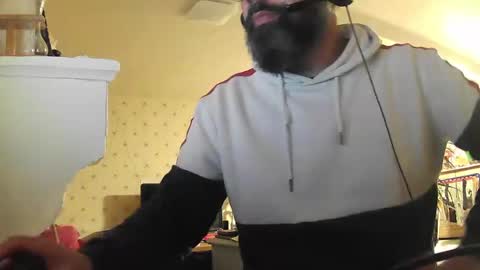 Gio online show from December 8, 2024, 8:36 pm