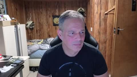 exibe1219 online show from January 6, 2025, 6:52 pm