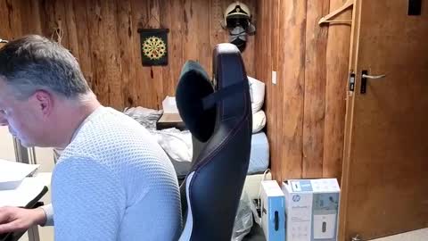 exibe1219 online show from February 5, 2025, 9:29 pm