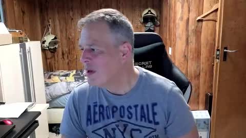 exibe1219 online show from February 26, 2025, 10:15 am