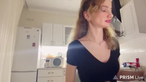 Snapshot of eximi chatting on February 4, 2026, 10:04 pm eximi online show from February 4, 2026, 10:04 pm