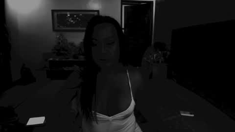 Snapshot of exotic_angel69 chatting on March 10, 2025, 1:12 am voloptous mommy angel online show from March 10, 2025, 1:12 am