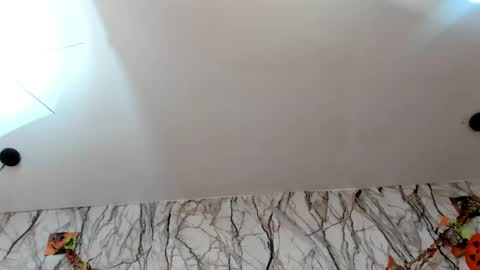 Alison online show from October 20, 2025, 7:03 pm