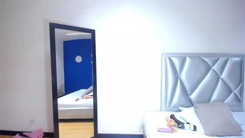 exotic_karmella online show from February 25, 2025, 8:41 pm