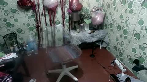 exoticapril01 online show from February 19, 2026, 11:06 am