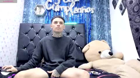 exotichot_couple online show from February 1, 2026, 10:41 pm