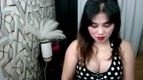 exoticrachel online show from February 16, 2025, 4:42 pm