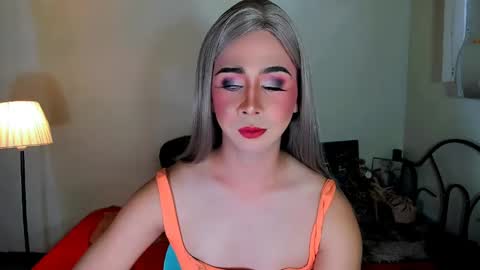 expensive_elise online show from March 23, 2026, 7:29 pm