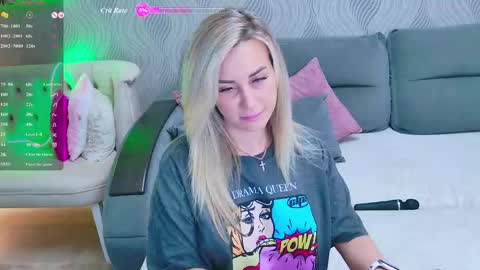 Anna online show from April 20, 2026, 2:36 am