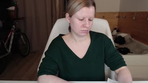 Snapshot of exponentex5 chatting on December 2, 2024, 4:53 pm Crystal online show from December 2, 2024, 4:53 pm