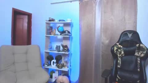 Snapshot of exquisite_gabe chatting on March 2, 2025, 10:48 pm GABRIEL online show from March 2, 2025, 10:48 pm
