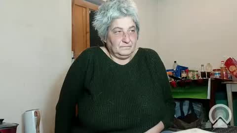 Snapshot of exquisitemature chatting on January 2, 2025, 9:28 pm ExquisiteMature online show from January 2, 2025, 9:28 pm