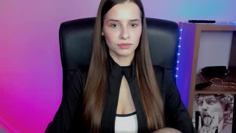 Snapshot of extasy_maya chatting on November 17, 2025, 7:36 am Maya online show from November 17, 2025, 7:36 am