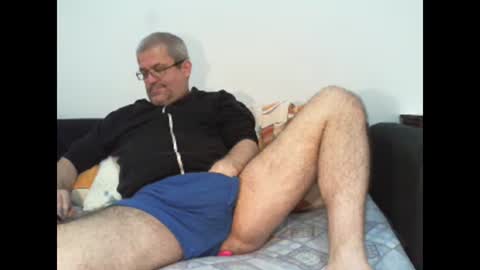 Snapshot of eyes12 chatting on January 30, 2025, 6:56 am GEORGE online show from January 30, 2025, 6:56 am