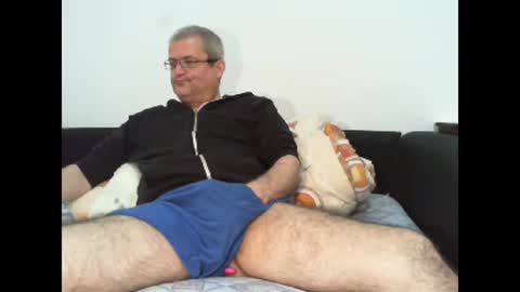 Snapshot of eyes12 chatting on February 1, 2025, 6:21 am GEORGE online show from February 1, 2025, 6:21 am
