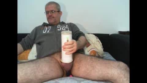 Snapshot of eyes12 chatting on February 5, 2025, 2:51 am GEORGE online show from February 5, 2025, 2:51 am