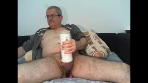 Snapshot of eyes12 chatting on February 14, 2025, 6:23 am GEORGE online show from February 14, 2025, 6:23 am
