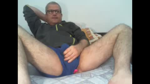 Snapshot of eyes12 chatting on December 1, 2025, 12:59 am GEORGE online show from December 1, 2025, 12:59 am