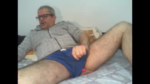 Snapshot of eyes12 chatting on December 3, 2025, 1:46 am GEORGE online show from December 3, 2025, 1:46 am