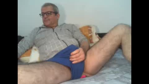 Snapshot of eyes12 chatting on December 19, 2025, 10:17 pm GEORGE online show from December 19, 2025, 10:17 pm