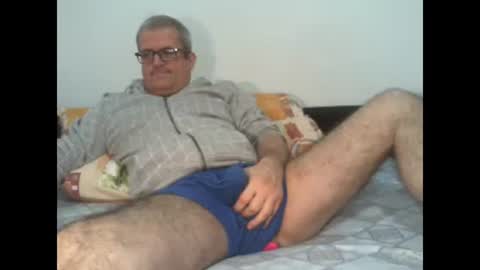 Snapshot of eyes12 chatting on December 21, 2025, 1:02 am GEORGE online show from December 21, 2025, 1:02 am