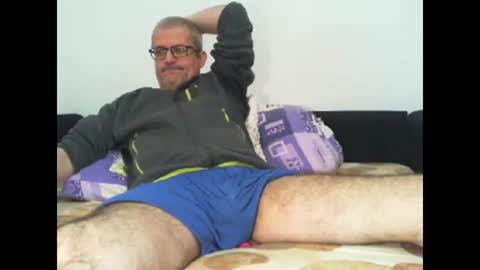 Snapshot of eyes12 chatting on January 8, 2026, 12:13 am GEORGE online show from January 8, 2026, 12:13 am