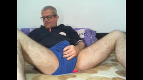 Snapshot of eyes12 chatting on January 11, 2026, 1:43 am GEORGE online show from January 11, 2026, 1:43 am