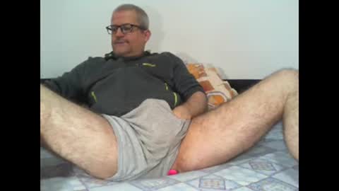 Snapshot of eyes12 chatting on February 25, 2026, 2:32 am GEORGE online show from February 25, 2026, 2:32 am