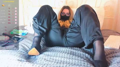 Im sensual so I act on the situation online show from December 3, 2024, 10:17 am