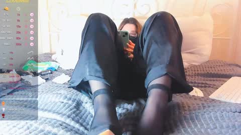 Im sensual so I act on the situation online show from December 3, 2024, 1:21 pm